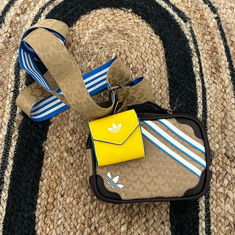 Adidas Cross Body Adicolor